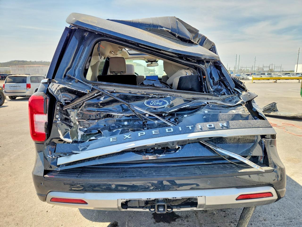2024 Ford Expedition VIN 1FMJU1J89REA84978 photo 6