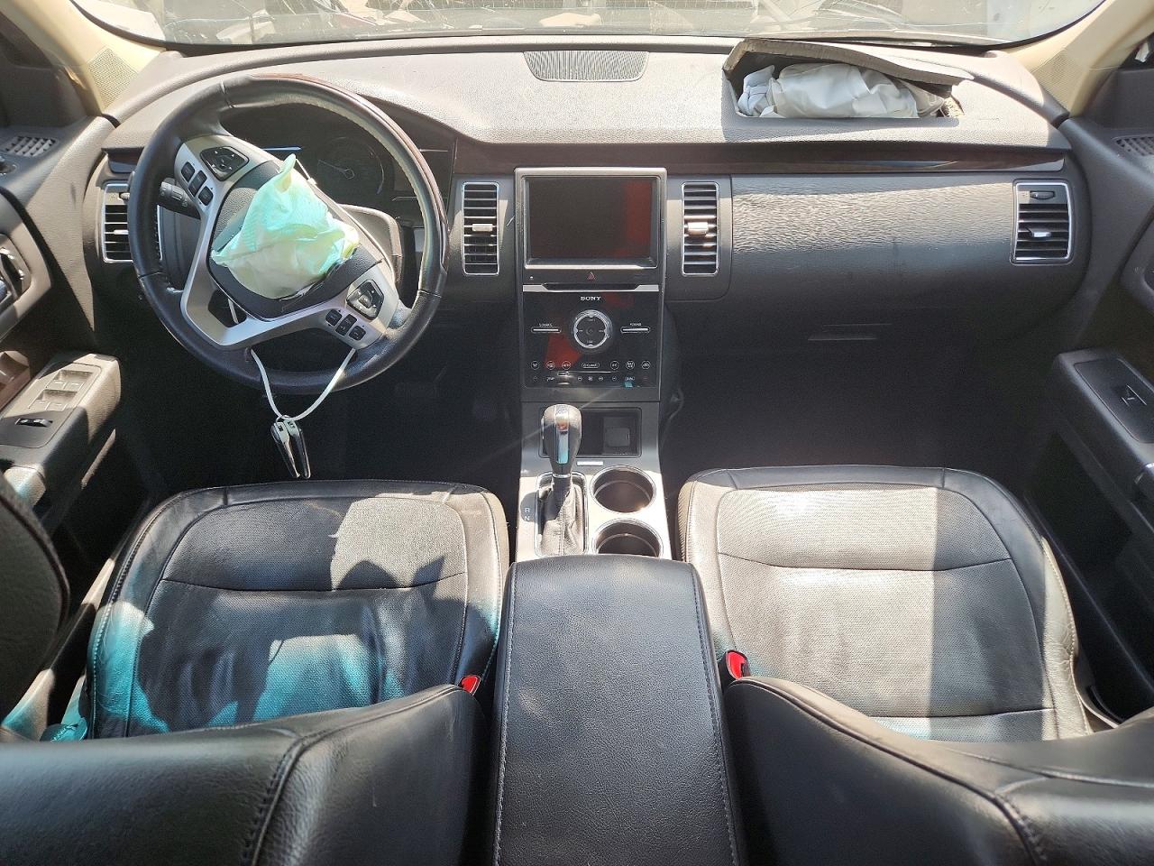 2018 Ford Flex VIN 2FMHK6D83JBA05897 photo 8