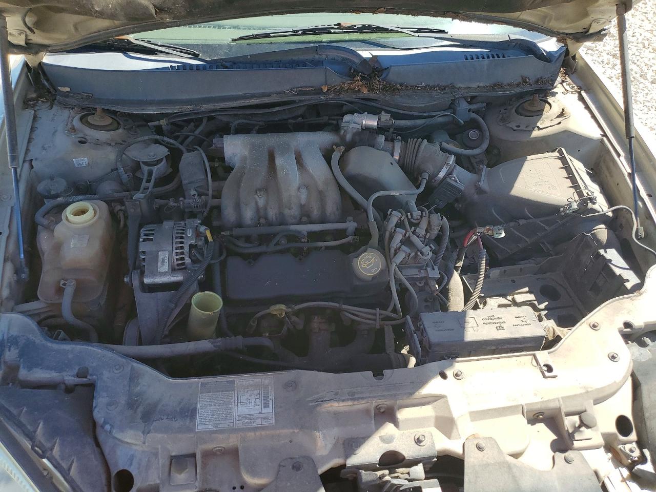 2000 Ford Taurus VIN 1FAFP5325YA255920 photo 11