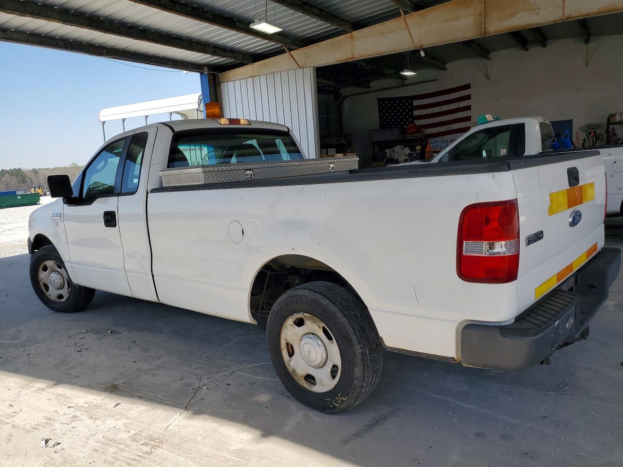 2008 Ford F150 VIN 1FTRF12298KB80668 photo 2