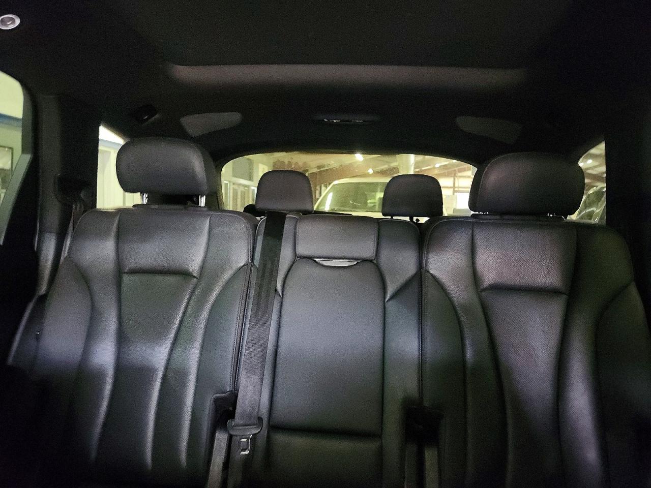2022 Audi Q7 VIN WA1LXBF73ND004546 photo 10