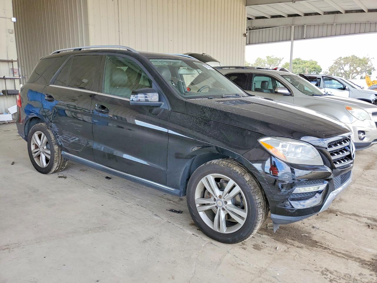 2013 Mercedes-Benz M-class VIN 4JGDA5HBXDA149366 photo 4