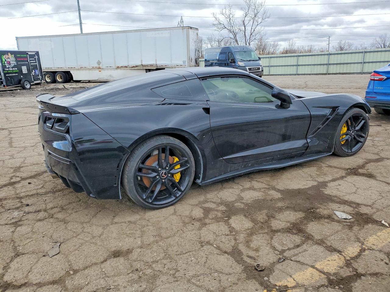 2015 Chevrolet Corvette VIN 1G1YE2D78F5104697 photo 3
