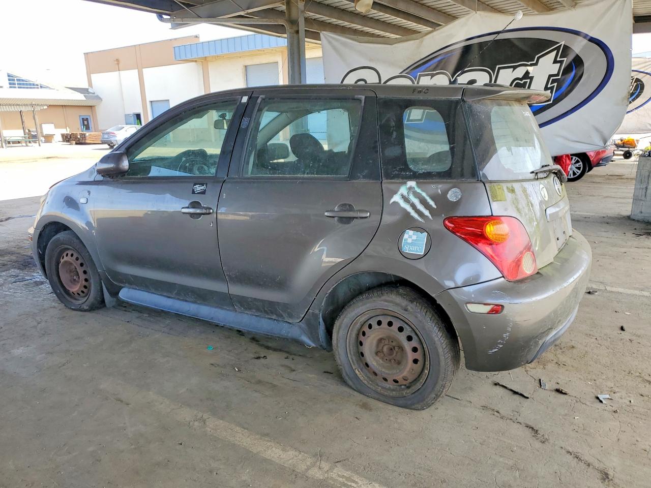 2005 Scion Xa VIN JTKKT624050110520 photo 2