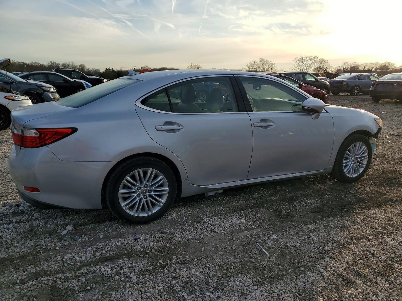 2014 Lexus ES350 VIN JTHBK1GG4E2094860 photo 3