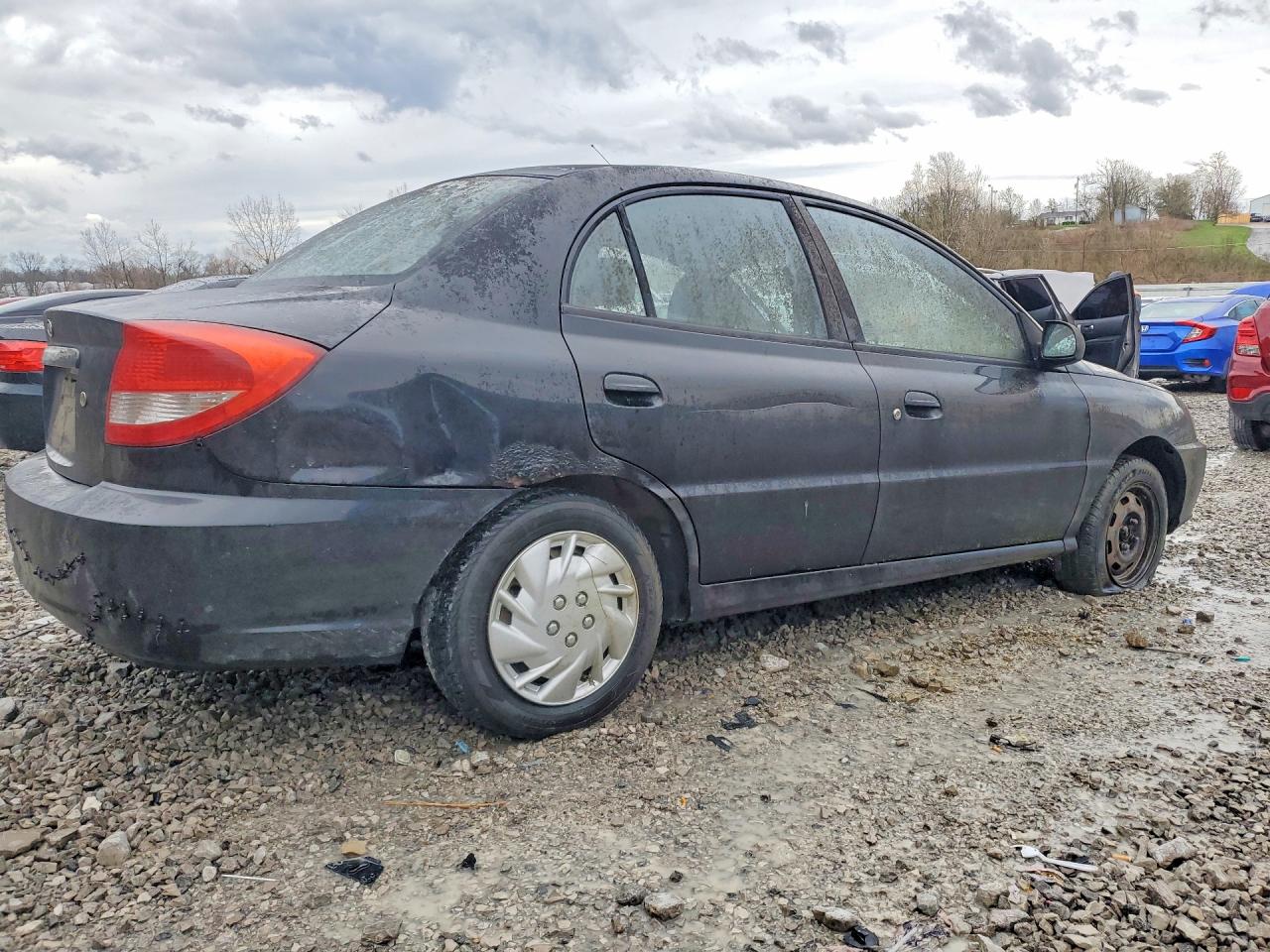 2005 Kia Rio VIN KNADC125356399947 photo 3