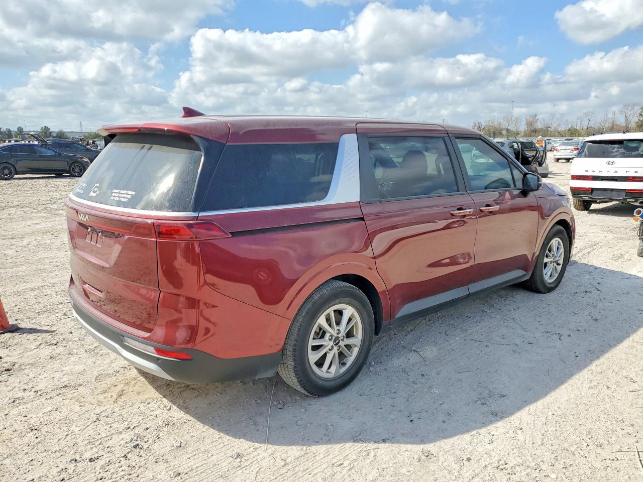 2023 Kia All other VIN KNDNB4H3XP6249385 photo 3
