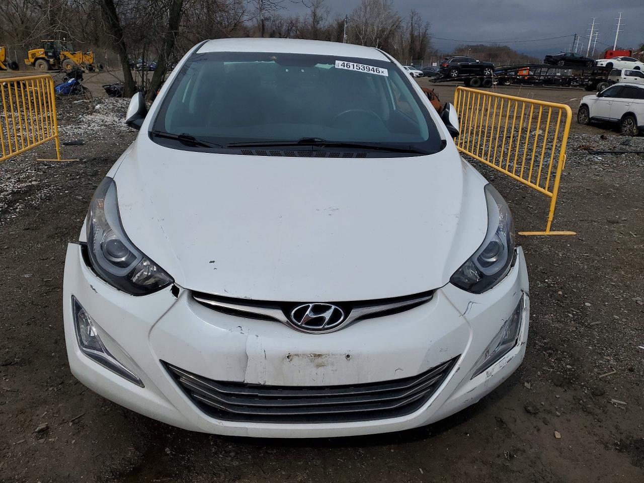 2016 Hyundai Elantra VIN 5NPDH4AE1GH733764 photo 5