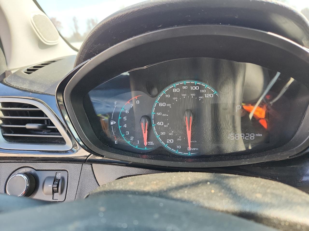 2019 Chev Spark VIN KL8CD6SA6KC724716 photo 9
