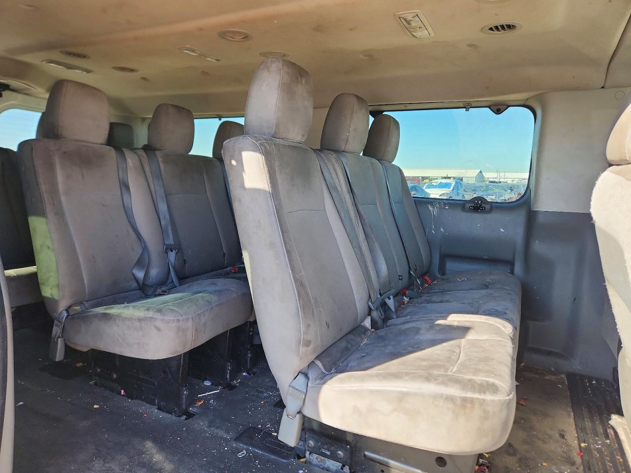 2018 Nissan Nv VIN 5BZBF0AA2JN852434 photo 11