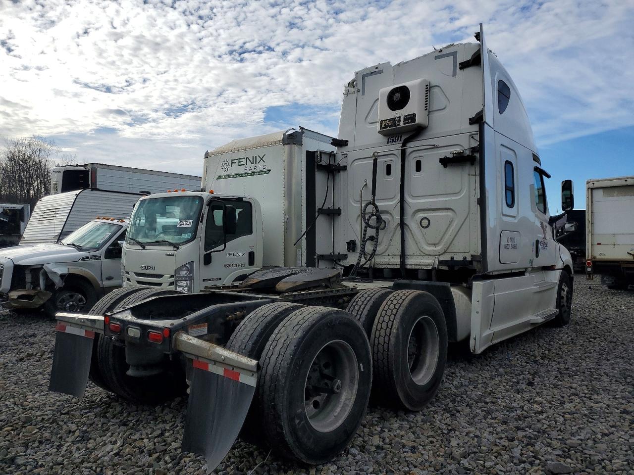 2019 FREIGHTLINER All other VIN 3AKJHHDR4KSKR1394 photo 4
