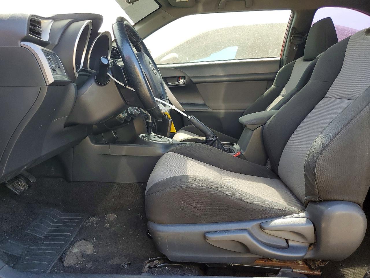 2016 Scion Tc VIN JTKJF5C73GJ018322 photo 7