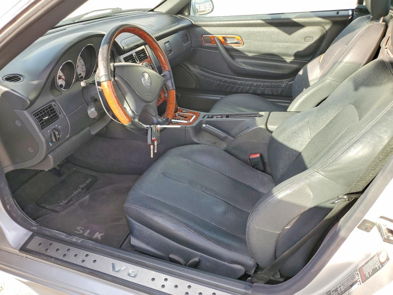 2003 Mercedes-Benz Slk-class VIN WDBKK65F23F290406 photo 7