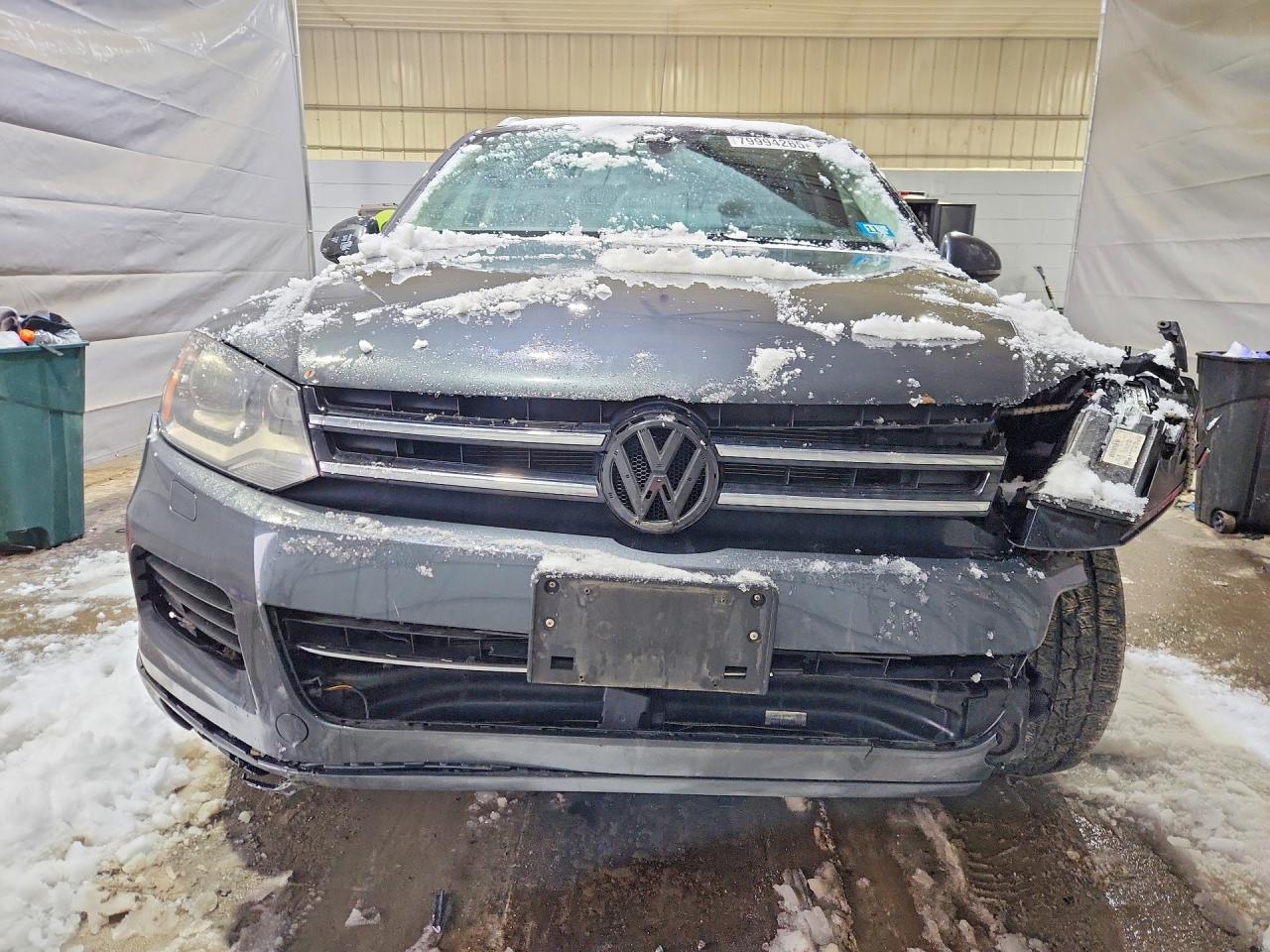 2012 Volkswagen Touareg VIN WVGFF9BP0CD002931 photo 5
