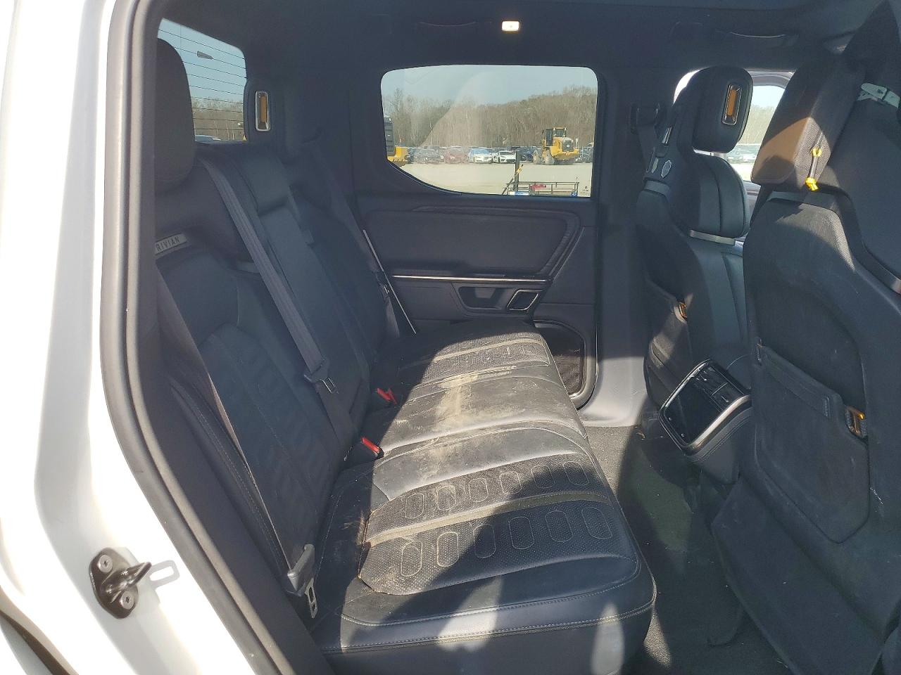 2022 RIVIAN Rit VIN 7FCTGAAA5NN013742 photo 10
