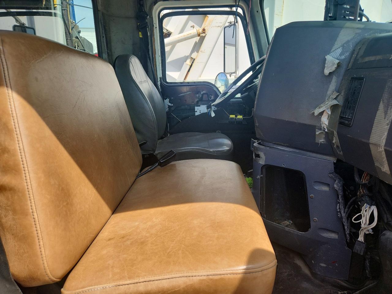 2012 MACK All other VIN 1M2AX09C2CM011717 photo 5
