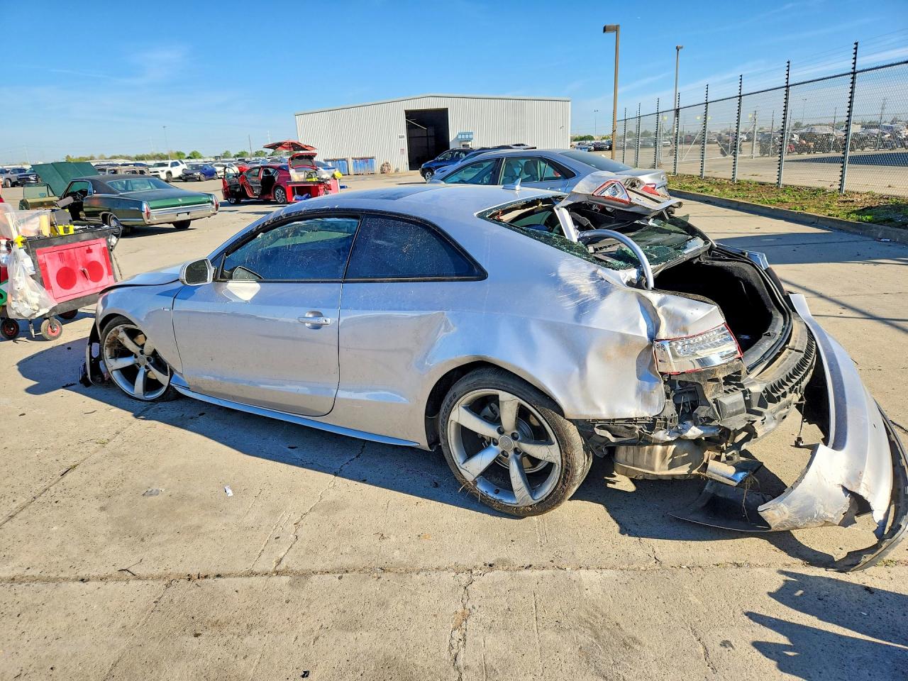 2015 Audi A5 VIN WAUMFAFR2FA036901 photo 2