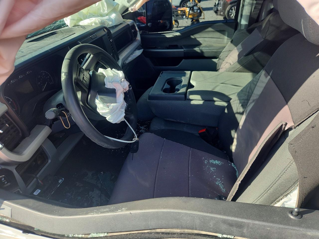 2025 Ford F350 VIN 1FT8W3BTXSED42944 photo 7