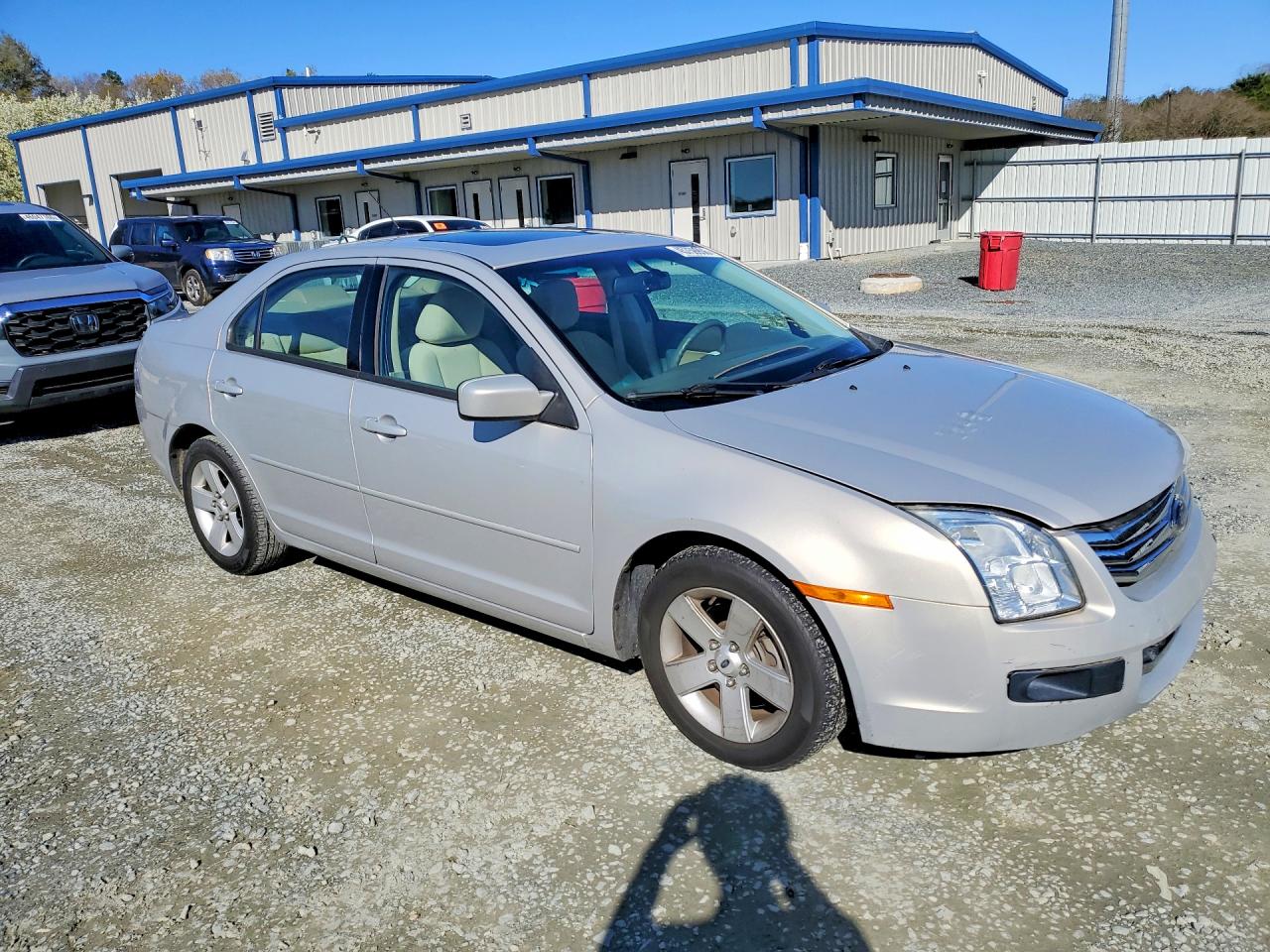 2009 Ford Fusion VIN 3FAHP07ZX9R112987 photo 4