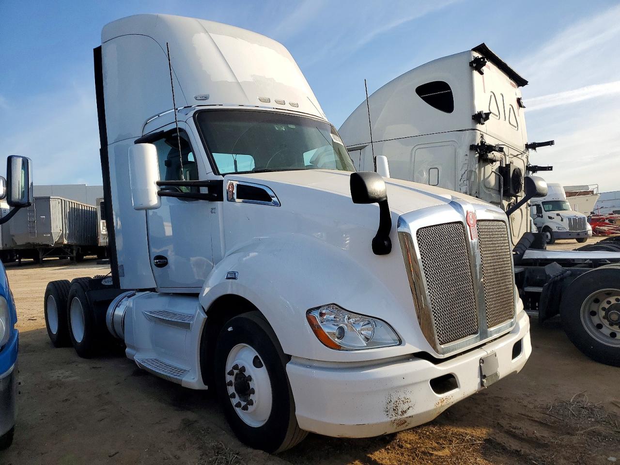 2015 KENWORTH All other VIN 1XKYD49X8FJ466040 photo 1