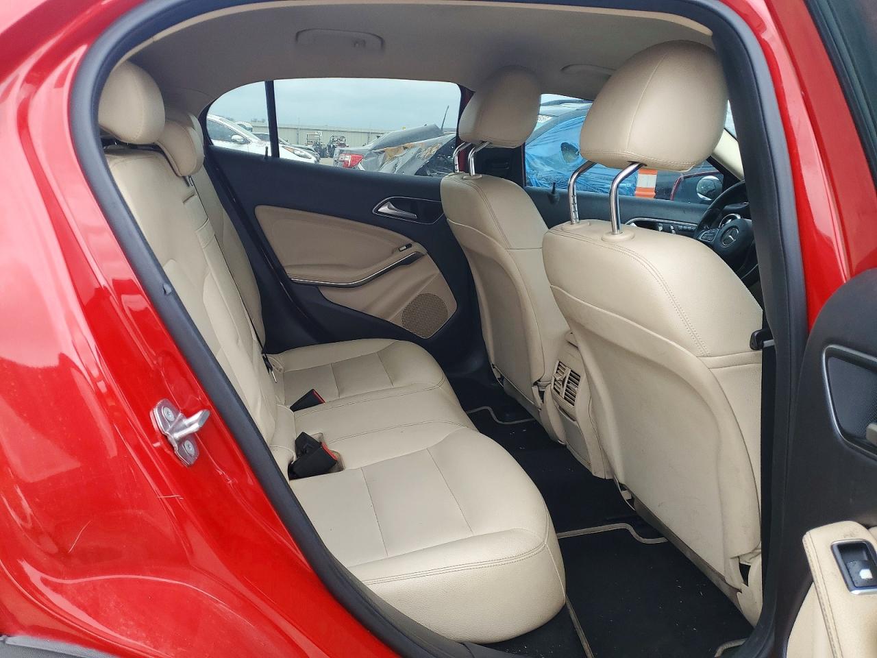 2018 Mercedes-Benz Gla-class VIN WDCTG4EB1JJ479027 photo 10