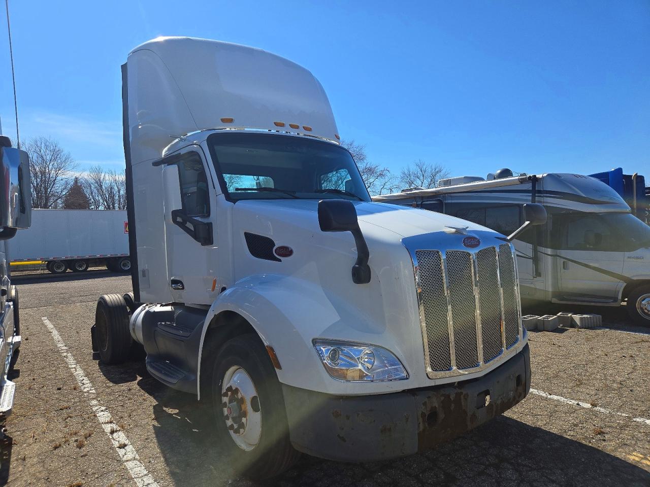 2016 PETERBILT All models VIN 1XPBA48X2GD339570 photo 1