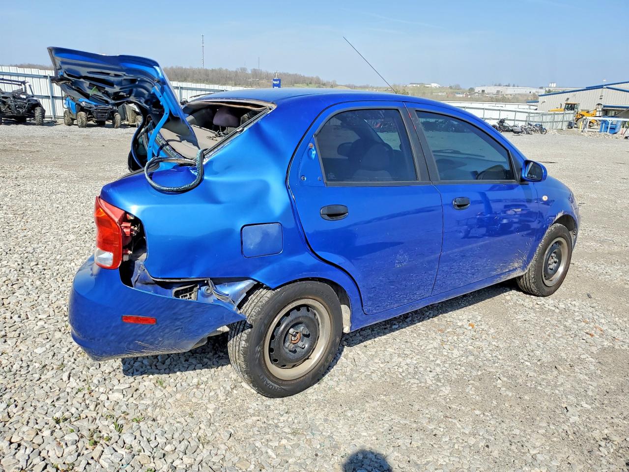 2005 Chevrolet Aveo VIN KL1TD52615B458035 photo 3