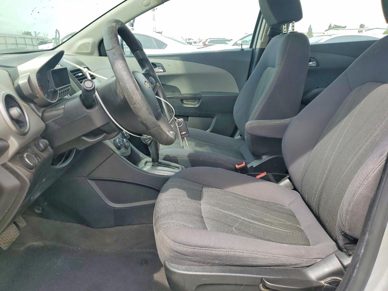 2013 Chev Sonic VIN 1G1JC5SGXD4210681 photo 7