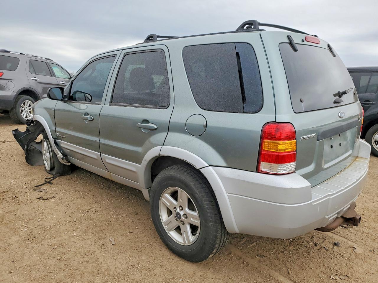 2006 Ford Escape VIN 1FMCU95H06KB36464 photo 2
