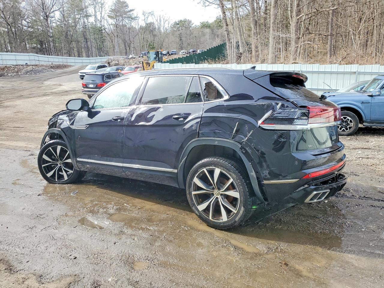2024 VOLKSWAGEN Atlas VIN 1V2FE2CA7RC234187 photo 2