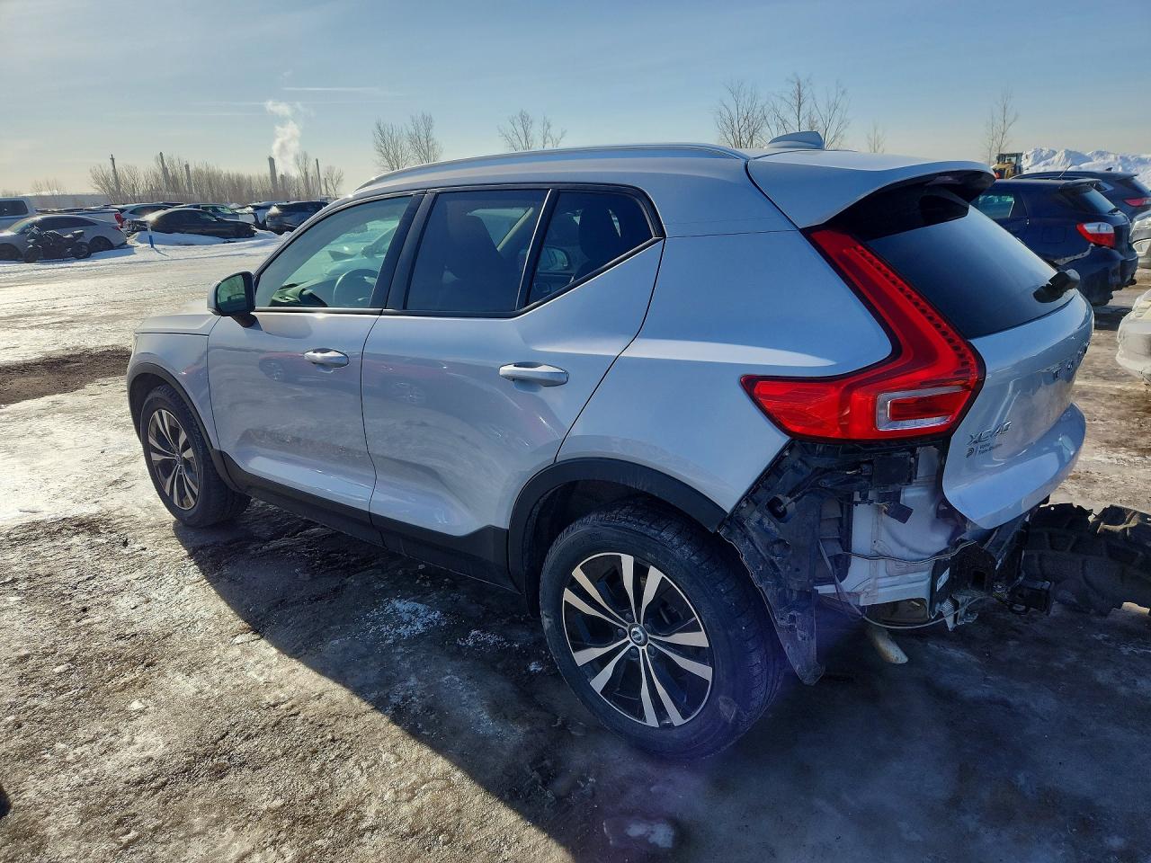 2021 Volvo Xc40 VIN YV4162UK1M2537297 photo 2