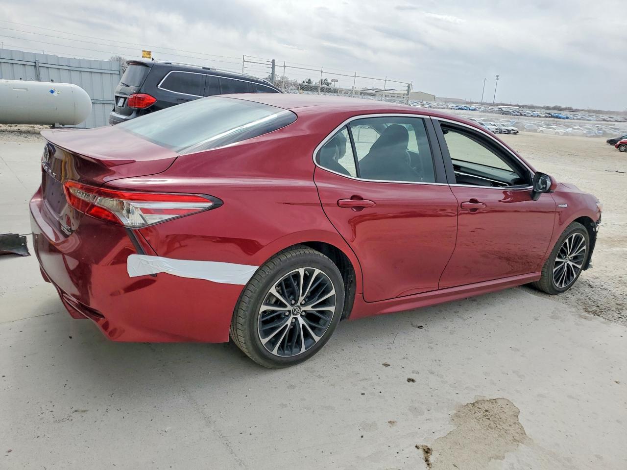 2018 Toyota Camry sola VIN 4T1B21HK9JU507032 photo 3