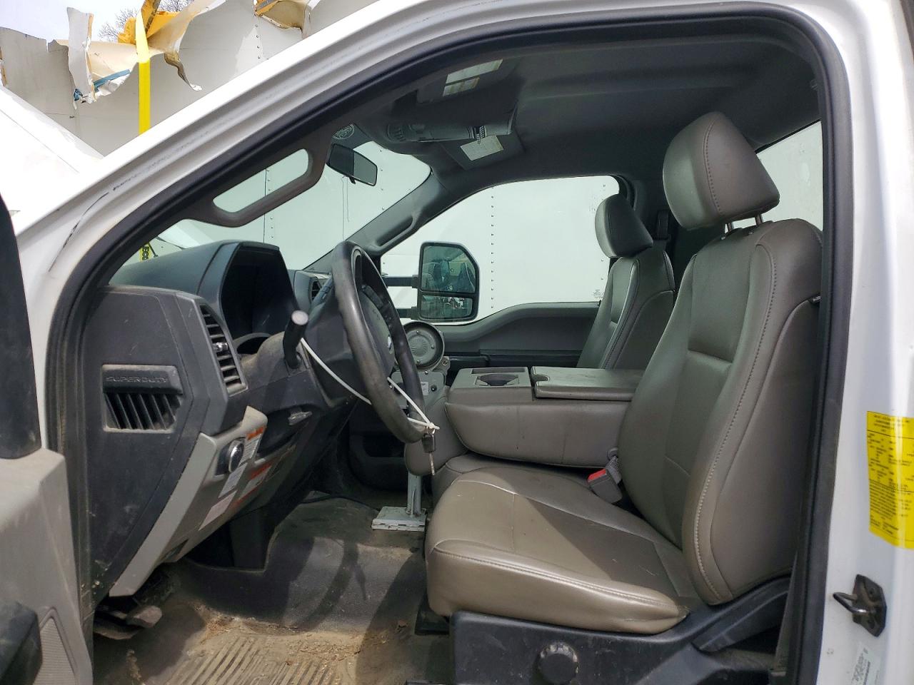 2019 Ford F550 VIN 1FDUF5GT6KEE94234 photo 7