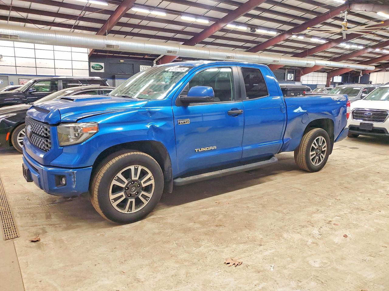 2018 TOYOTA Tundra VIN 5TFUY5F12JX760088 photo 1