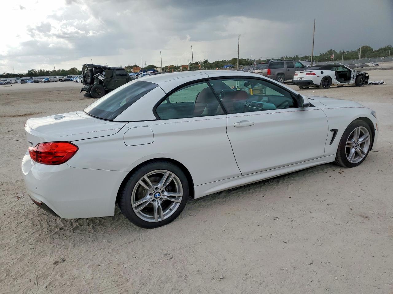2017 BMW 4 series VIN WBA4U7C56H5D43528 photo 3