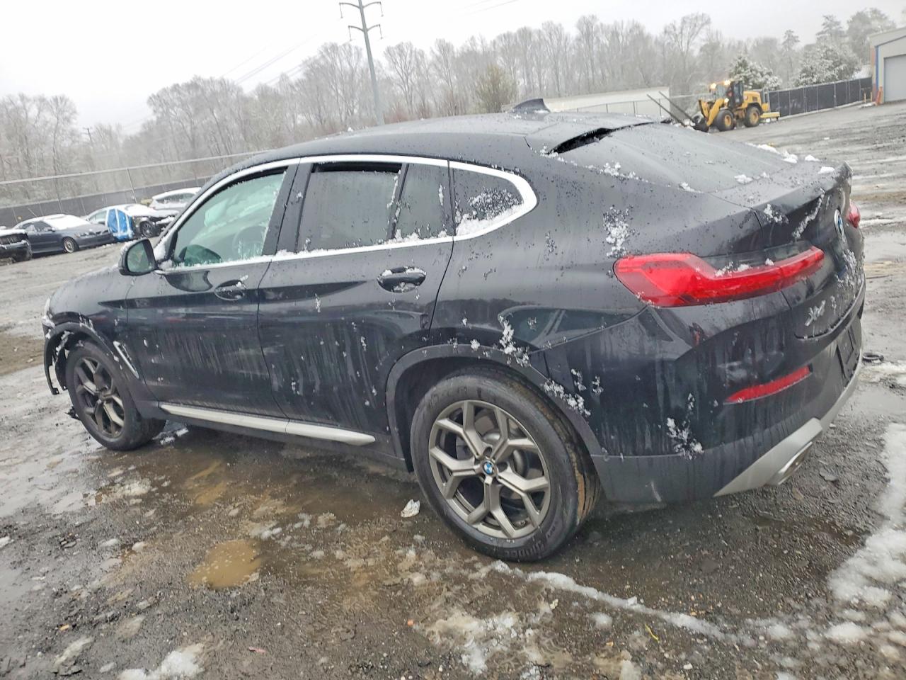 2024 BMW X4 VIN 5UX33DT00R9T48699 photo 2