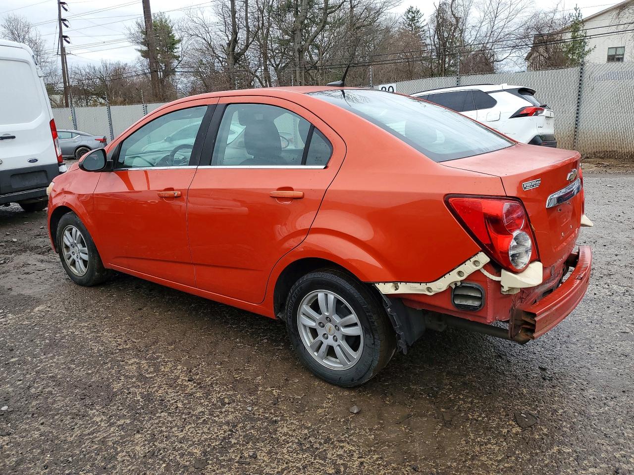 2012 SONIC VIN 1G1JC5SH2C4163864 photo 2