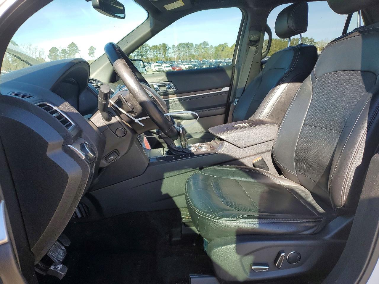 2017 FORD Explorer l VIN 1FM5K8FH4HGB85695 photo 7