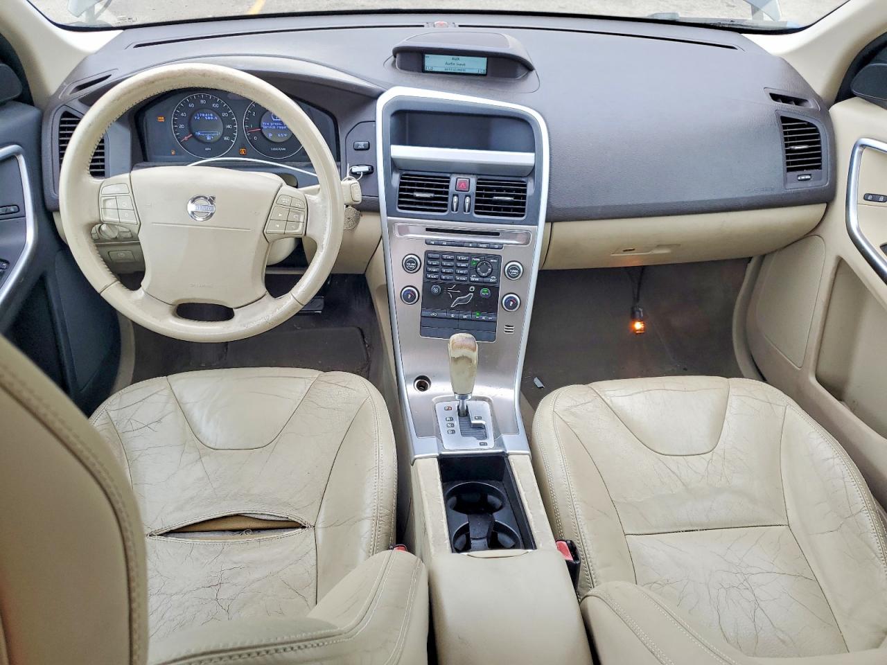 2010 Volvo Xc60 VIN YV4982DL4A2059815 photo 8