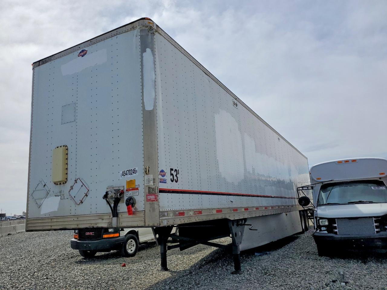 2015 UTILITY Dry freigh VIN 1UYVS2537FP089386 photo 2