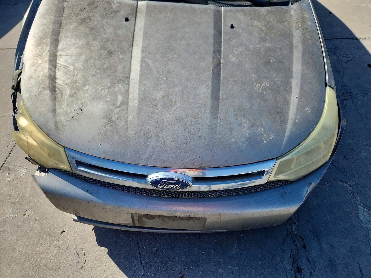 2008 Ford Focus VIN 1FAHP32N98W211060 photo 11