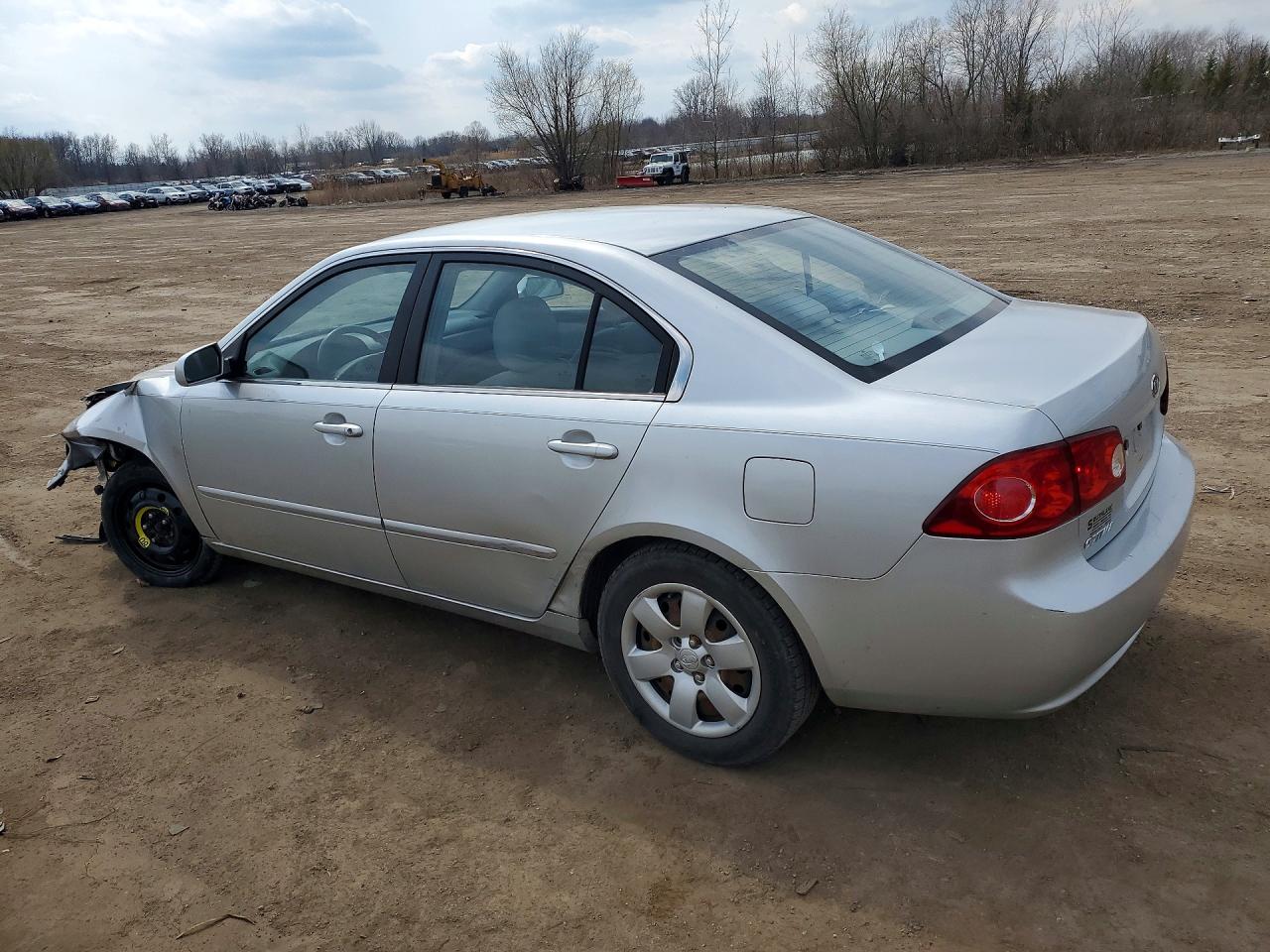 2007 Kia Optima VIN KNAGE123875094815 photo 2