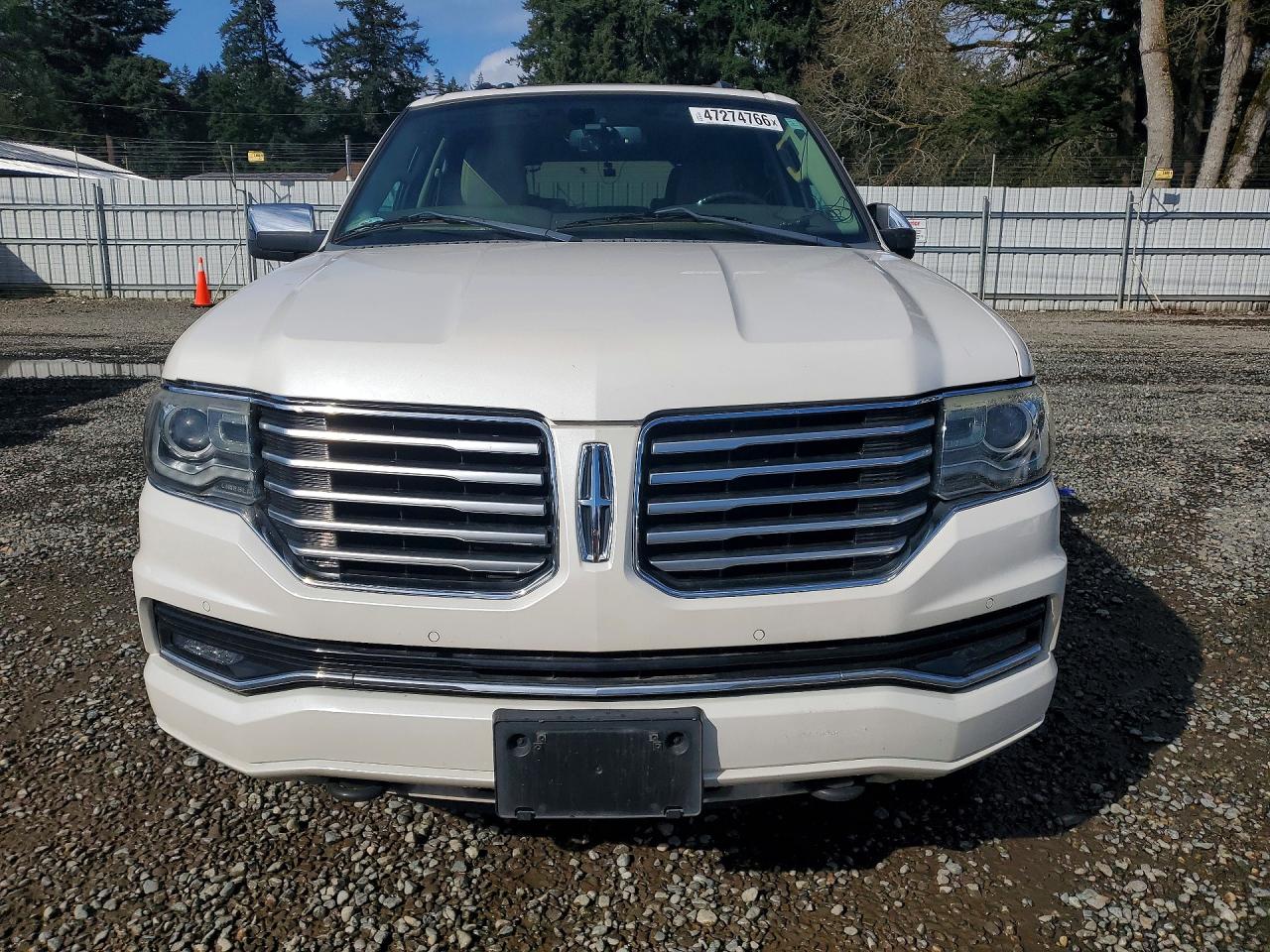 2015 Lincoln Navigator VIN 5LMJJ2HT2FEJ02416 photo 5