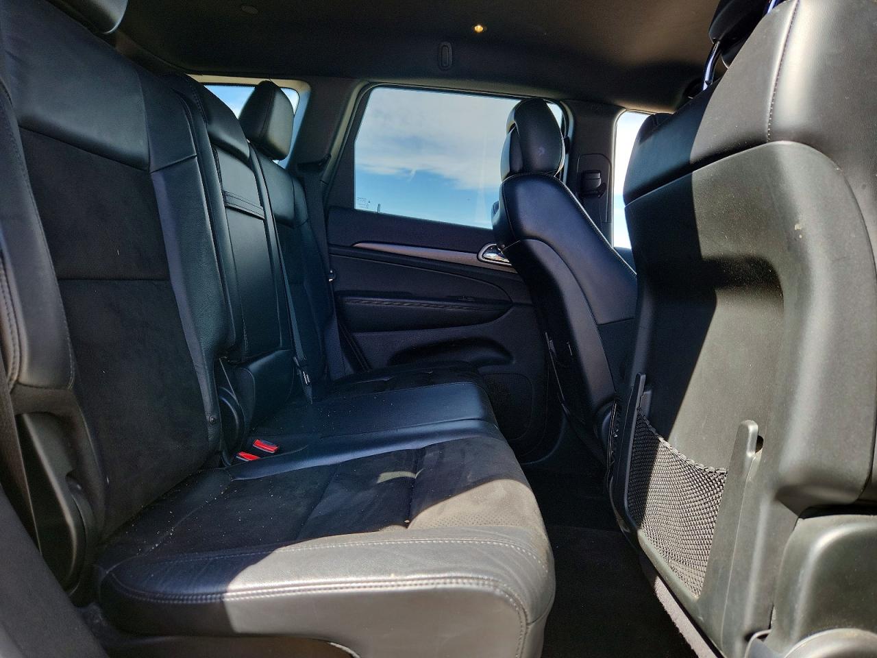 2018 Jeep Cherokee VIN 1C4RJFAGXJC436535 photo 10
