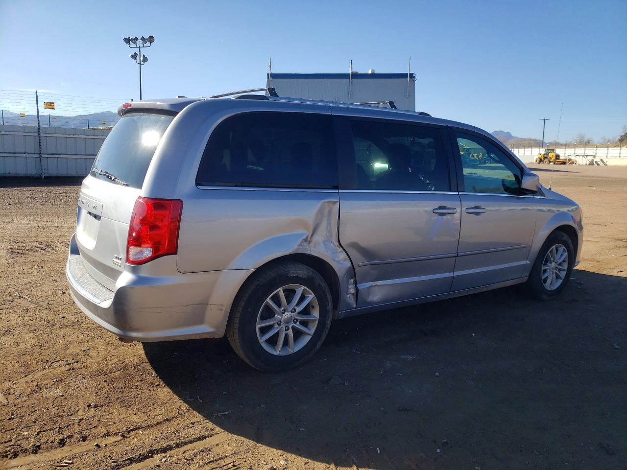 2017 Dodge Caravan VIN 2C4RDGCG2HR860979 photo 3