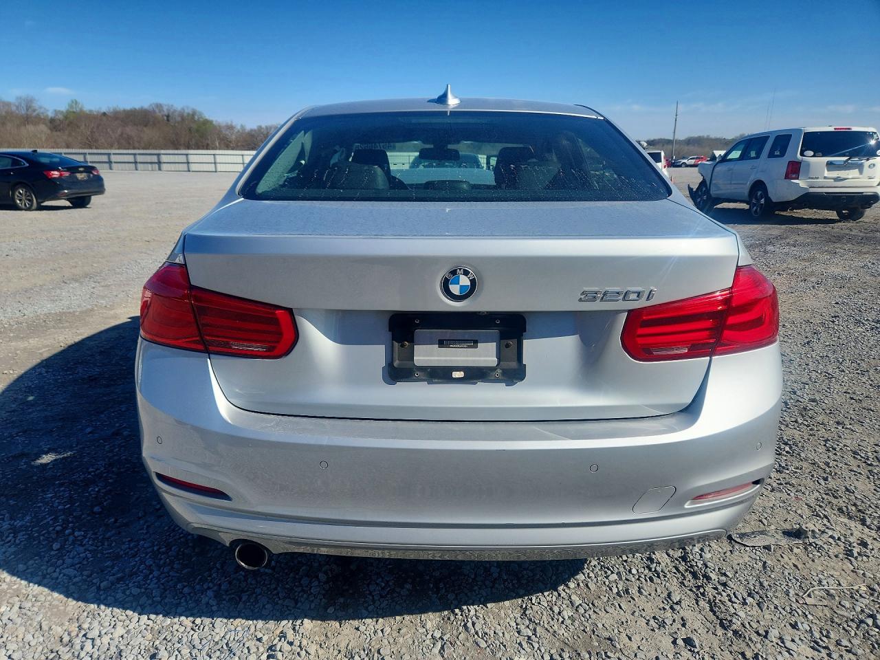 2018 BMW 3 series VIN WBA8A9C59JAH13924 photo 6