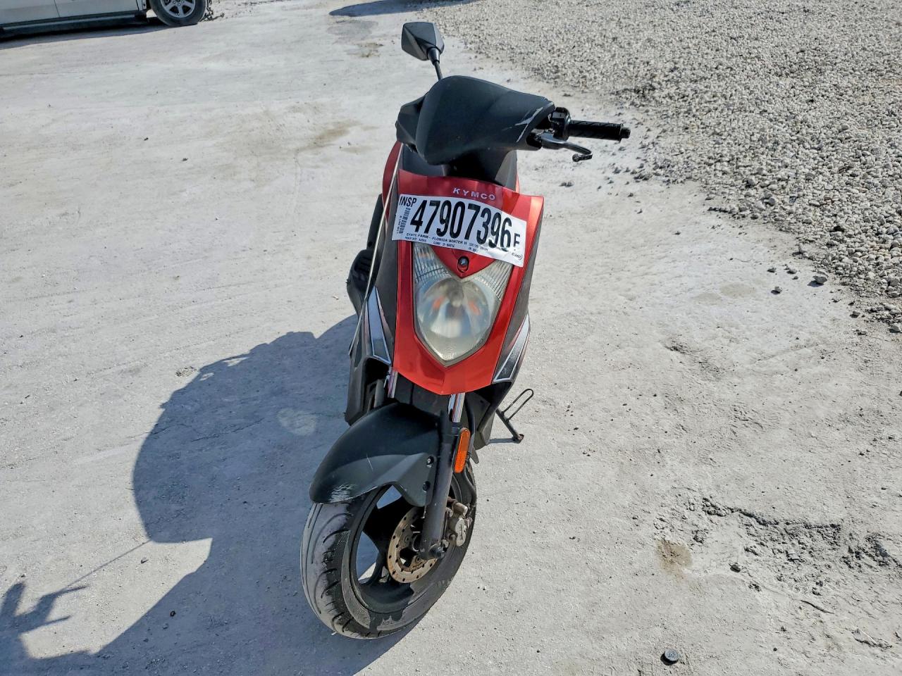 2012 KYMCO Agility VIN LC2U6G10XCC000417 photo 2