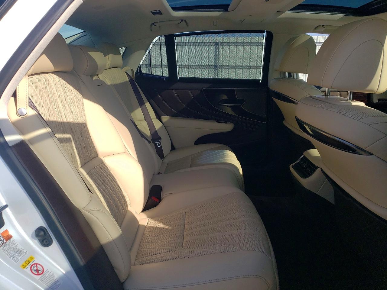 2018 Lexus Ls500 VIN JTHC5LFF3J5001870 photo 10