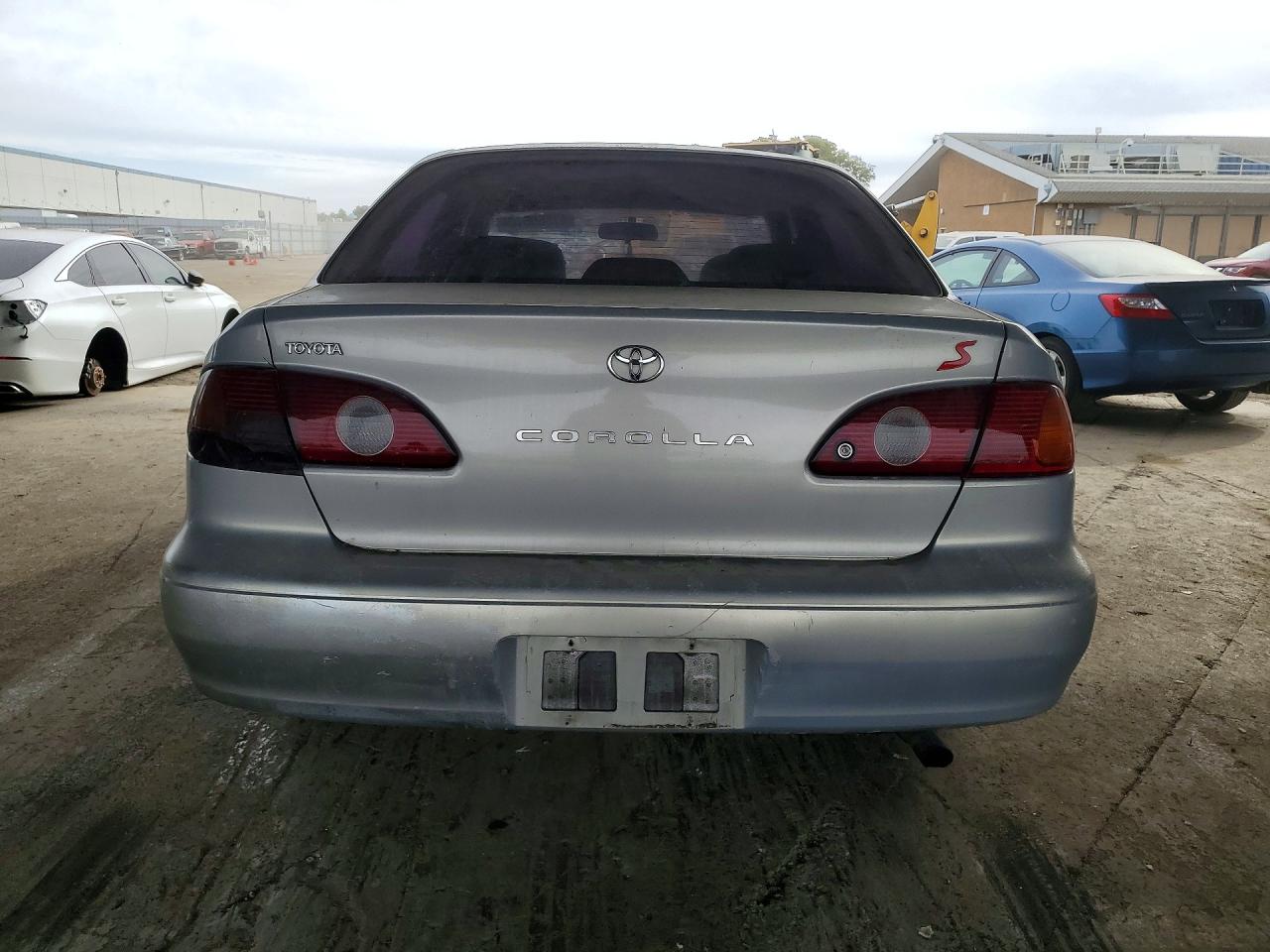 2002 Toyota Corolla VIN 1NXBR12E72Z627752 photo 6