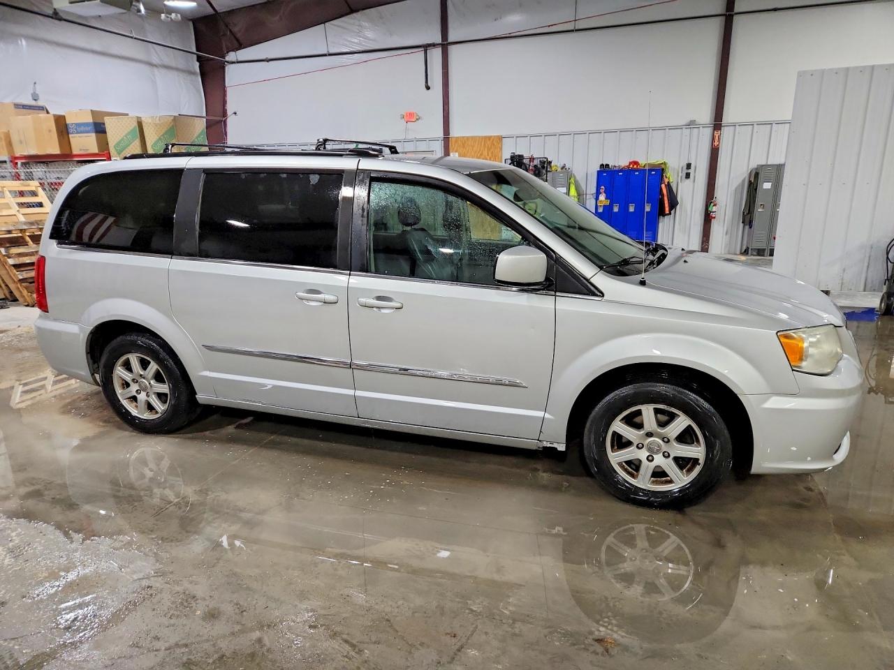 2012 Chrysler Minivan VIN 2C4RC1BGXCR215359 photo 4